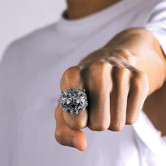 Roaring Tiger Ring for Men - Image 4
